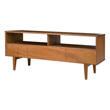 Lowboard Charme - Fernsehtisch mit Design im Retro-Stil - Memomad